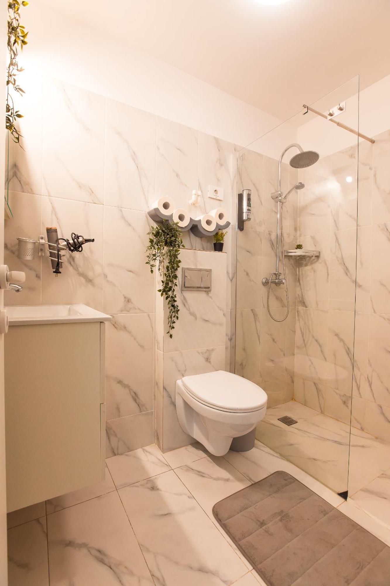 Royalty Apt With City Views On Calea Victoriei Bucureşti Ngoại thất bức ảnh